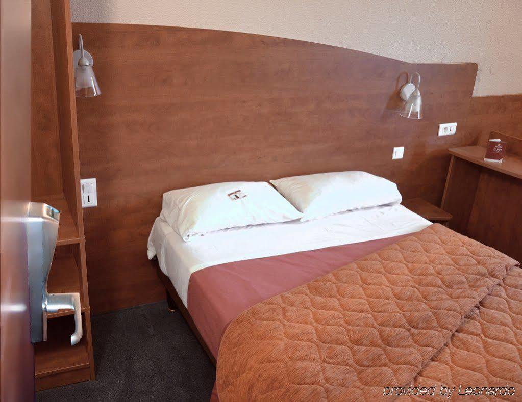 Adams Hotel Μετς Εξωτερικό φωτογραφία